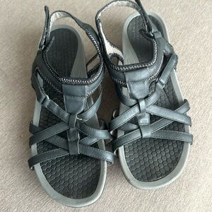 Baretraps Comfort Athletic Sandals-size 11